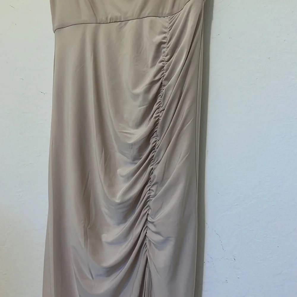 Wayf dress - Picture 4 of 8